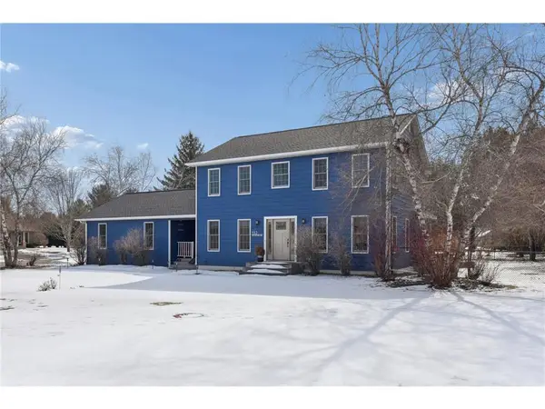 532 Woodland Lane, New Richmond, WI 54017