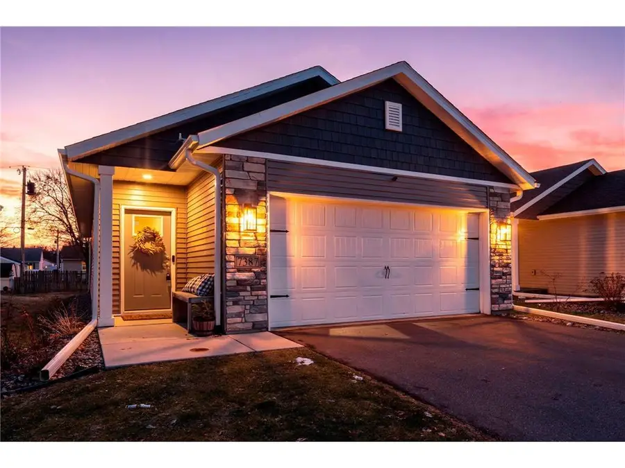 7387 Degrio Way, Inver Grove Heights, MN 55076 - #2