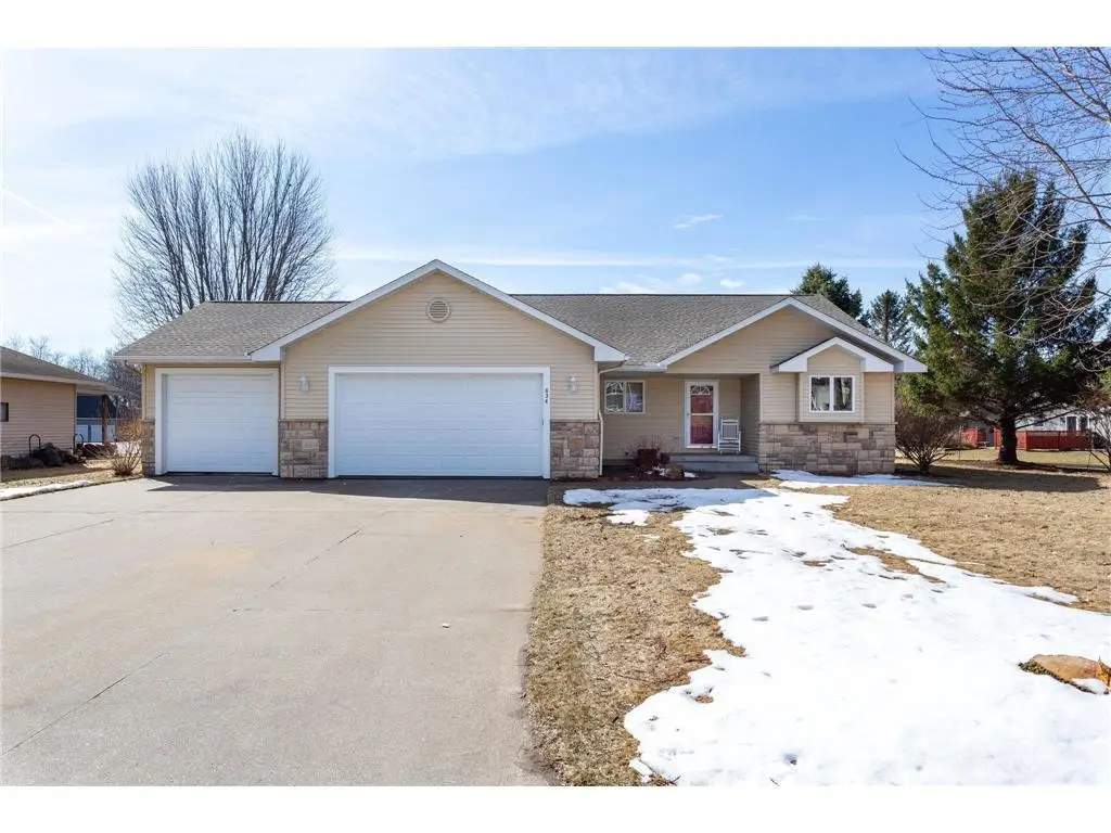 634 Jefferson Street, River Falls, WI 54022 - #1