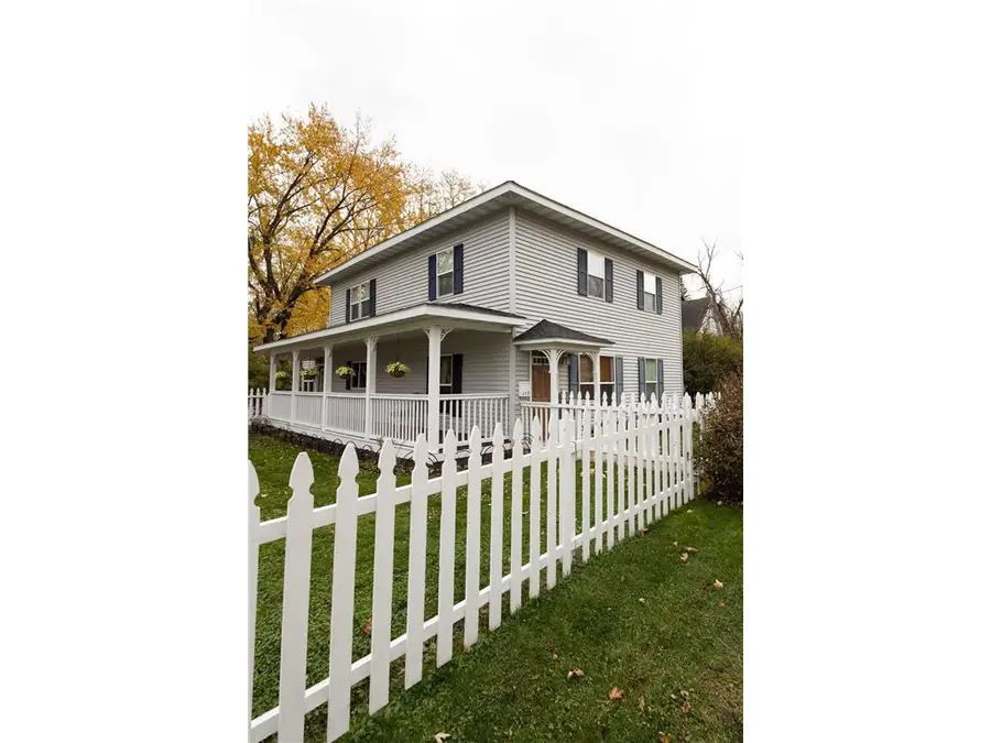 110 S Green Avenue, New Richmond, WI 54017 - #2