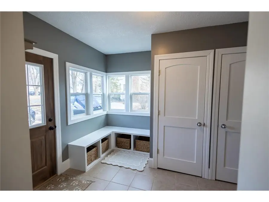 110 S Green Avenue, New Richmond, WI 54017 - #3