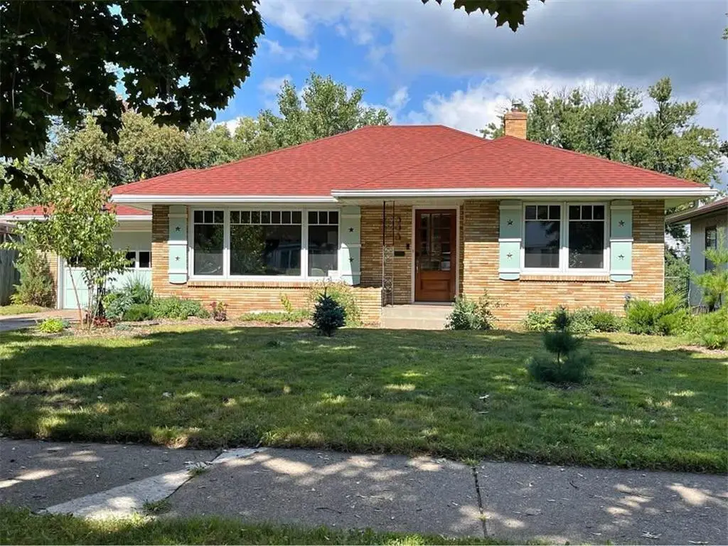 993 Hyacinth Avenue, Saint Paul, MN 55106 - #1