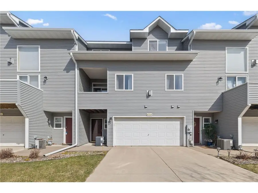 673 Kingfisher Lane #H, Woodbury, MN 55125 - #2