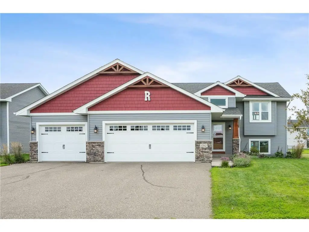1142 W Edge Place, New Richmond, WI 54017 - #1