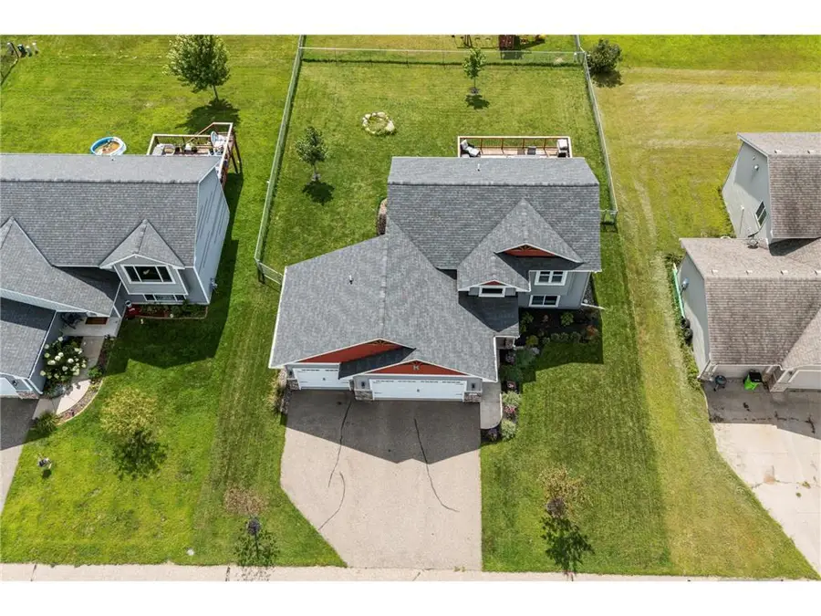 1142 W Edge Place, New Richmond, WI 54017 - #3