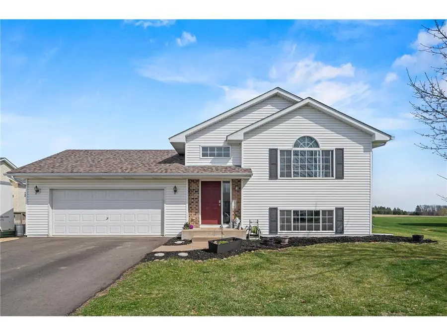478 W Overlook Drive, Ellsworth, WI 54011 - #2