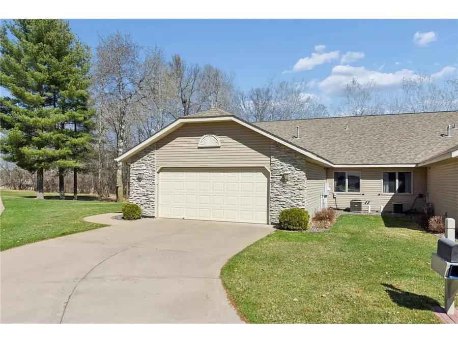 650 Deer Path, Osceola, WI 54020 - #2