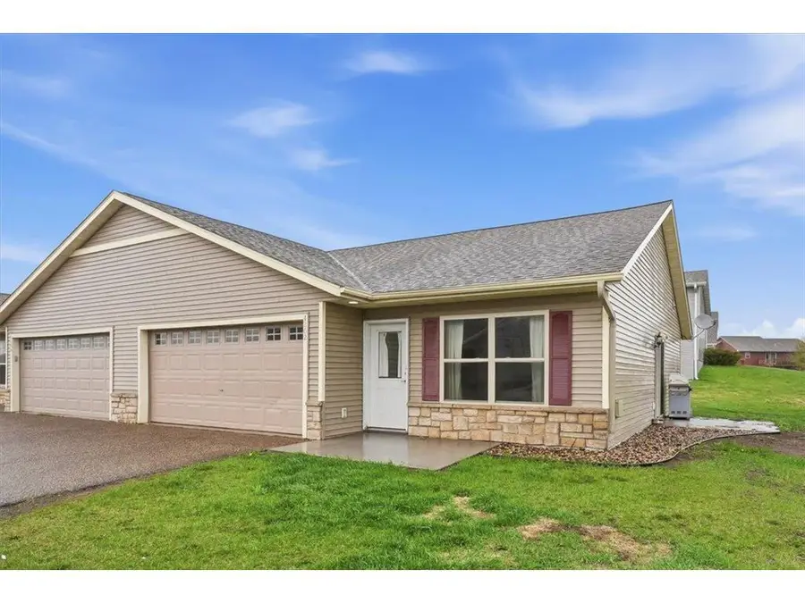 1262 Norway Pine Circle, New Richmond, WI 54017 - #3