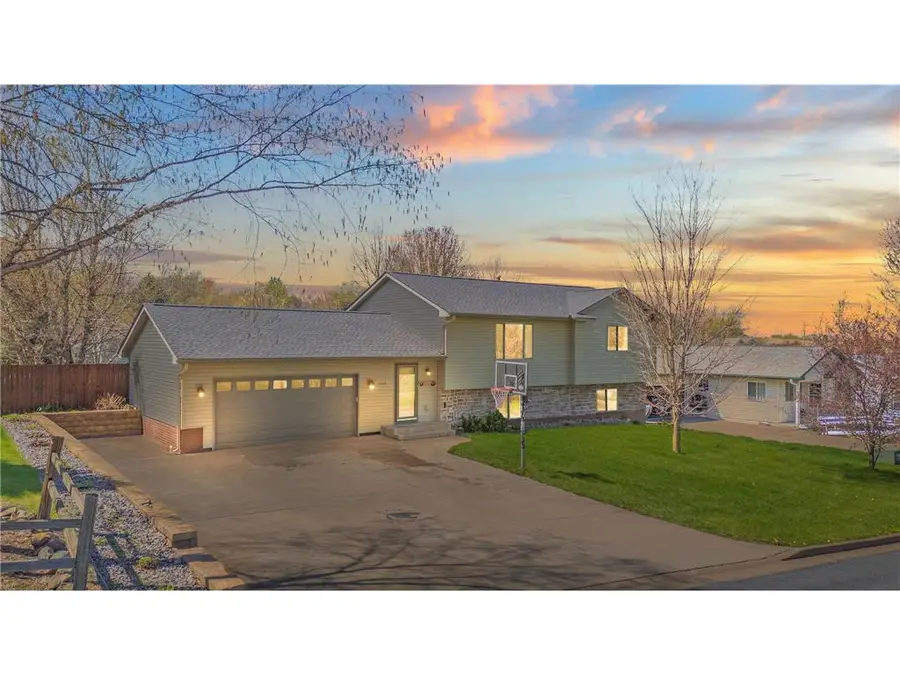 1140 Eulaine Circle, Hammond, WI 54015 - #2