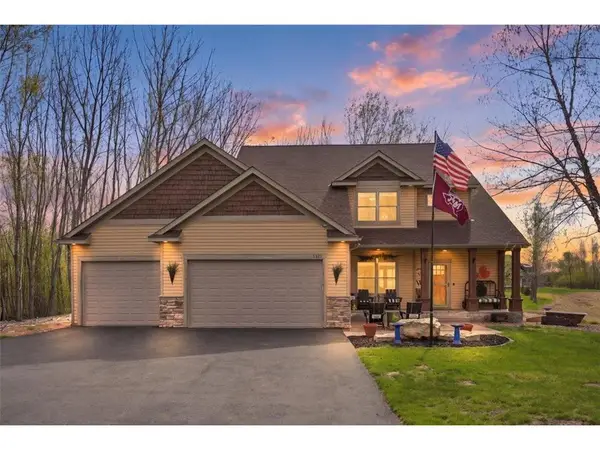 1431 Pioneer Circle, Houlton, WI 54082