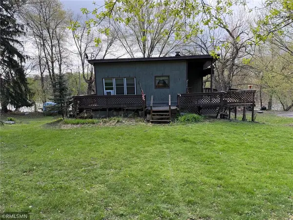 2049 Silvermine Drive, Eau Claire, WI 54703