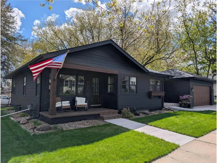 1020 Franklin Street, Baldwin, WI 54002 - #2