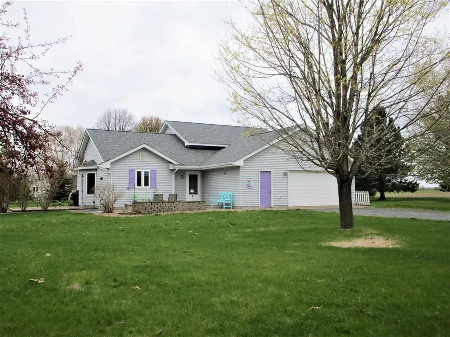 2470 84th Avenue, Osceola, WI 54020 - #2