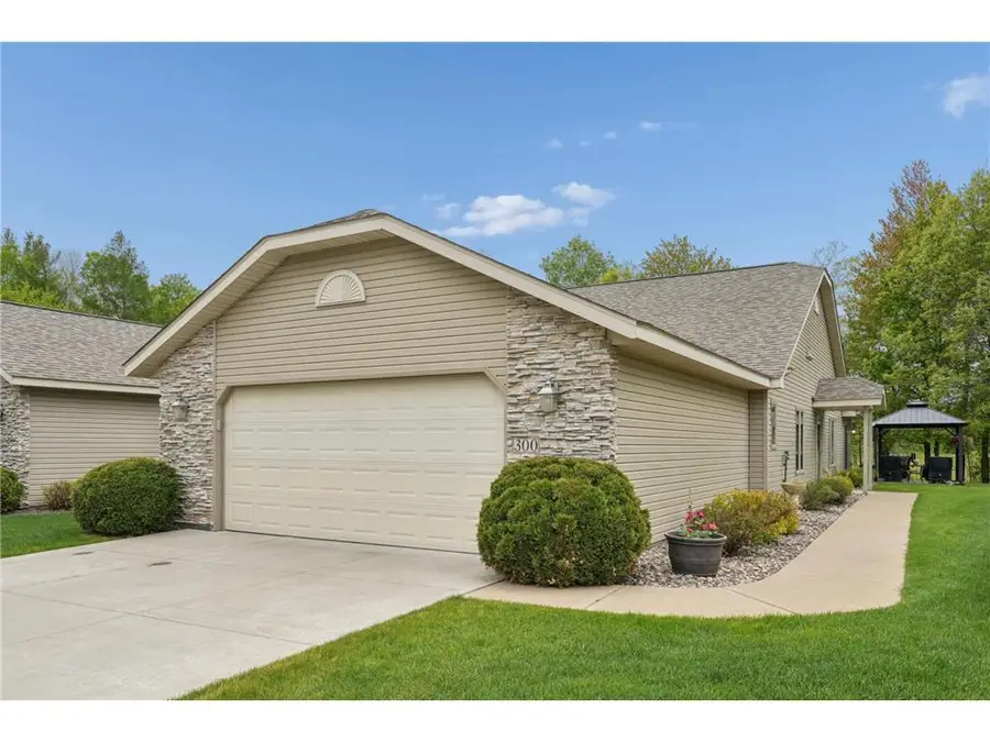 300 Deer Path #5, Osceola, WI 54020 - #3