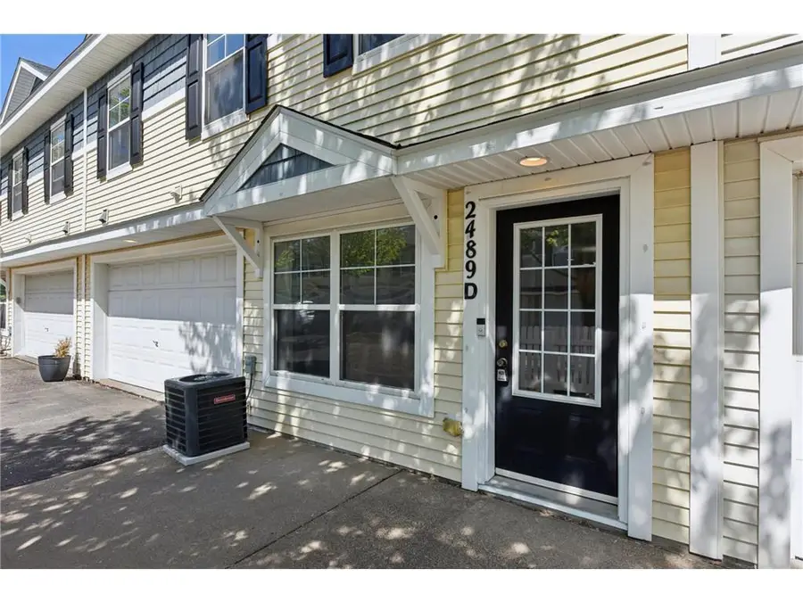 2489 Dawes Place #D, River Falls, WI 54022 - #3