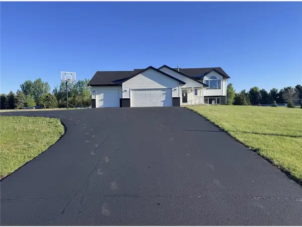 672 Laurie Lane, Hudson, WI 54016