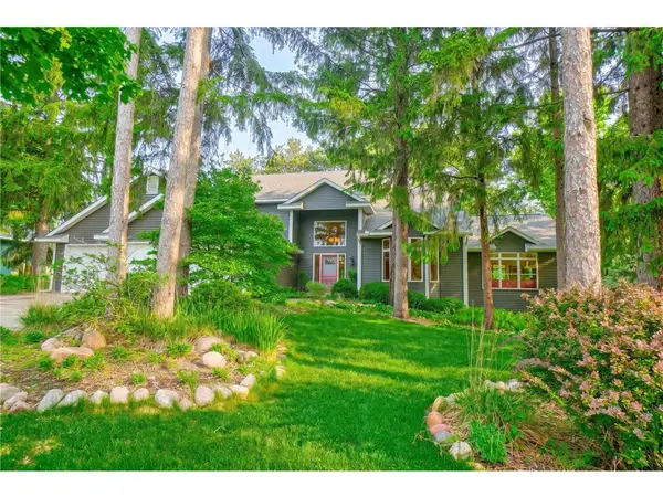 1005 Spruce Drive, Hudson, WI 54016