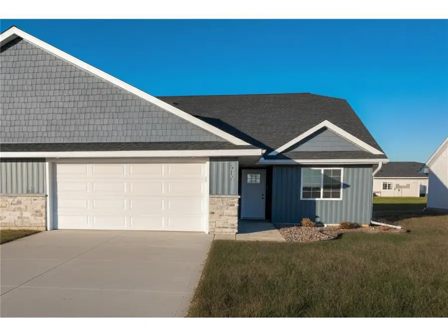 716 South Division Street, Roberts, WI 54023 - #2