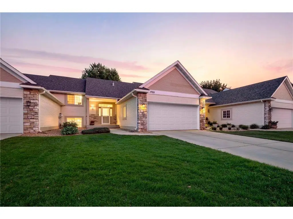 1725 14th Court, Hastings, MN 55033 - #1