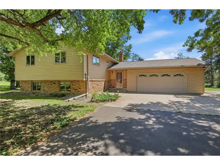 455 Green Mill Lane, Hudson, WI 54016 - #2