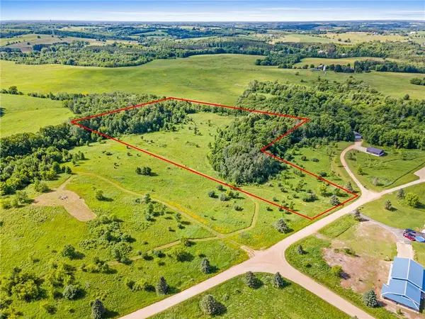 180 Surrey Ridge Trail, Glenwood City, WI 54013