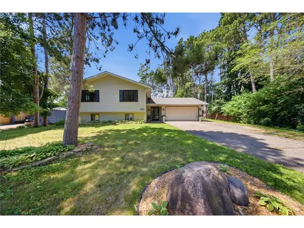 745 10th Street, Hudson, WI 54016