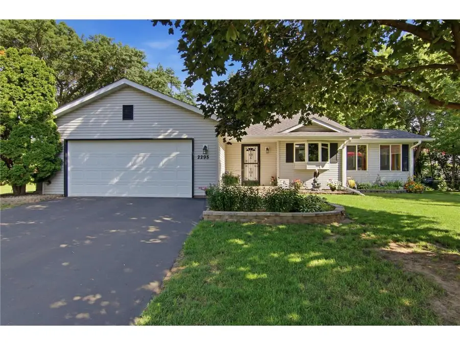 2295 Ariel Court, Saint Paul, MN 55109 - #2
