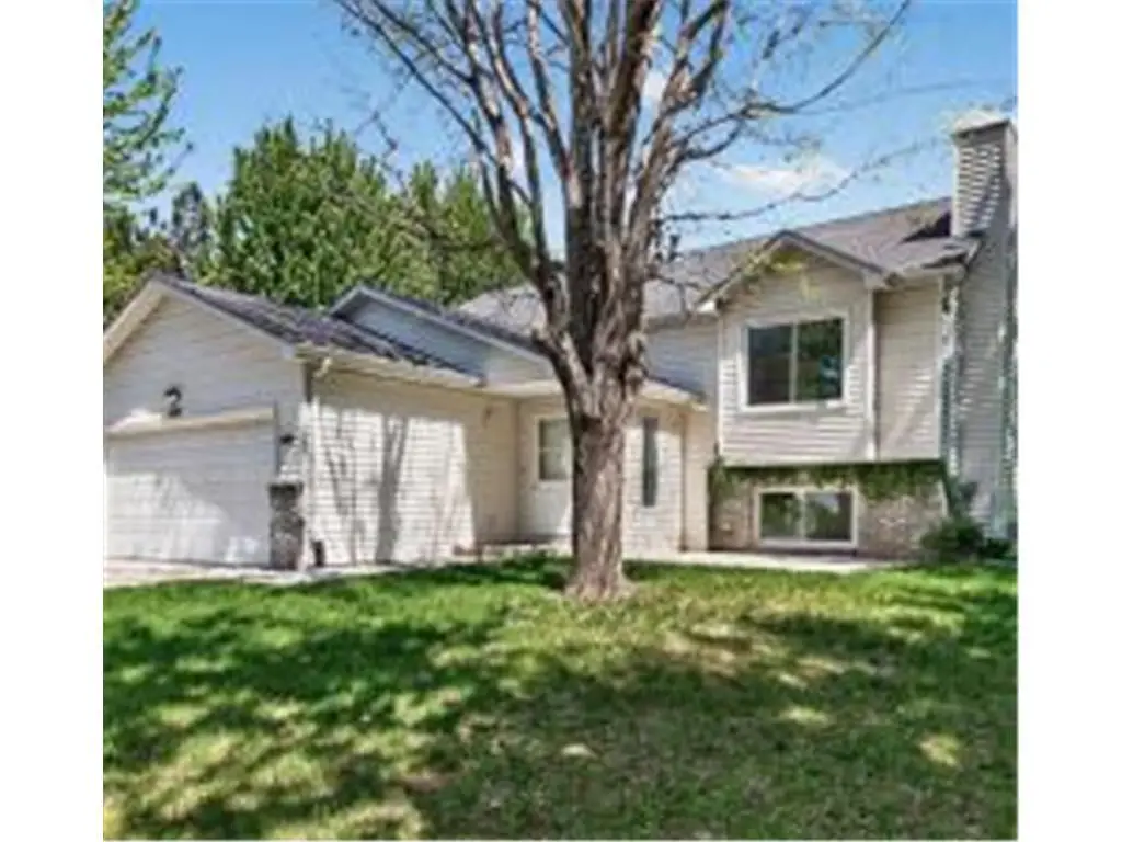 4008 Pennsylvania Avenue, Eagan, MN 55123 - #1