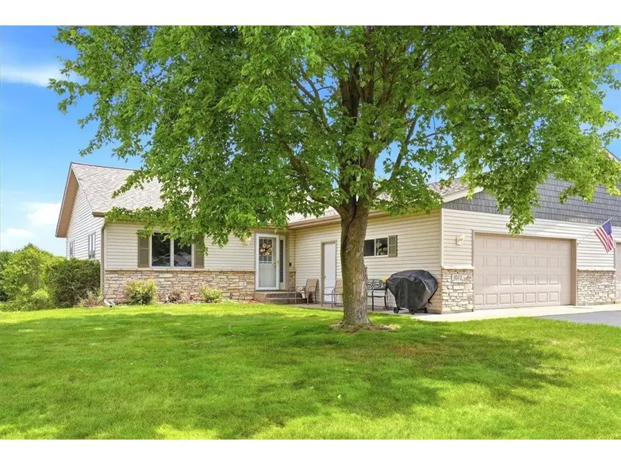 1022 W Ridge Court #38, New Richmond, WI 54017 - #3