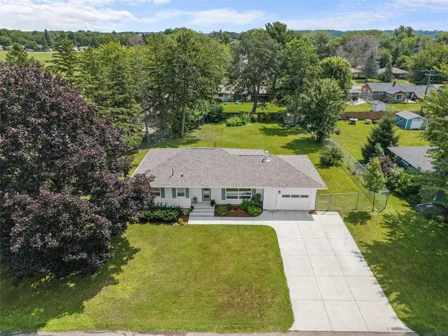 516 Gray Street, Hudson, WI 54016 - #3