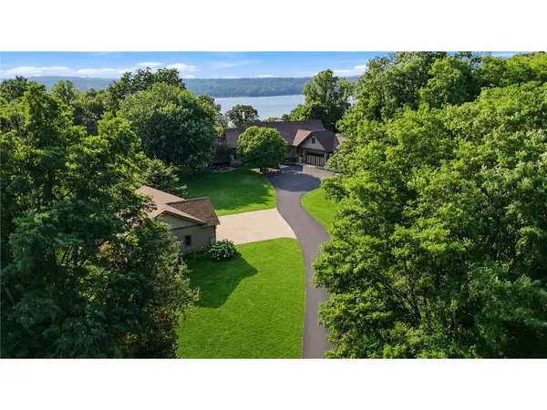 294 Salishan Drive, Hudson, WI 54016