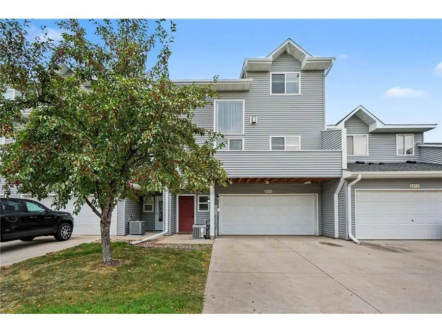 697 Kingfisher Lane #H, Woodbury, MN 55125 - #2