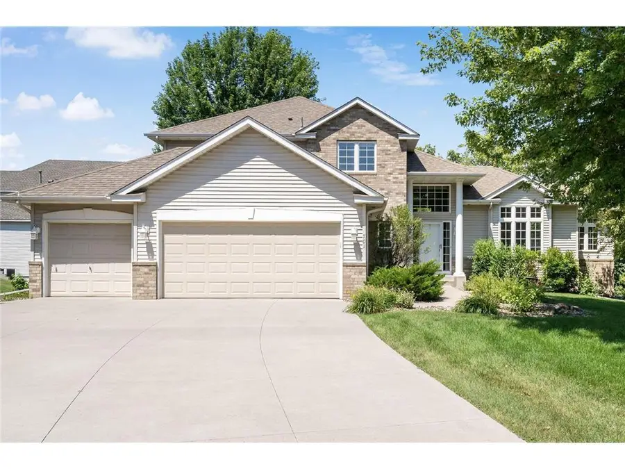 701 Heron Circle, Oakdale, MN 55128 - #2