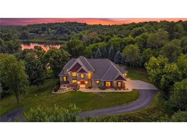 905 Highlander Trail, Hudson, WI 54016