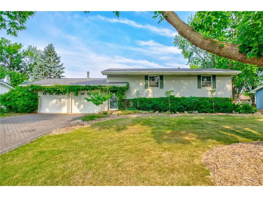 1395 Willow Avenue, New Richmond, WI 54017 - #3