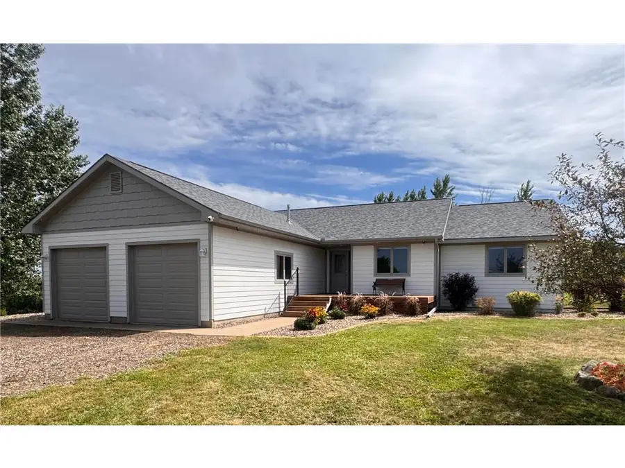 836 County Road D, Woodville, WI 54028 - #3