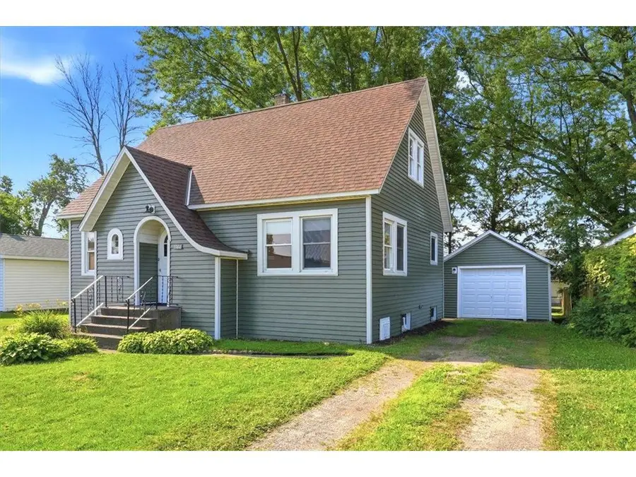 1360 Maple Street, Baldwin, WI 54002 - #3