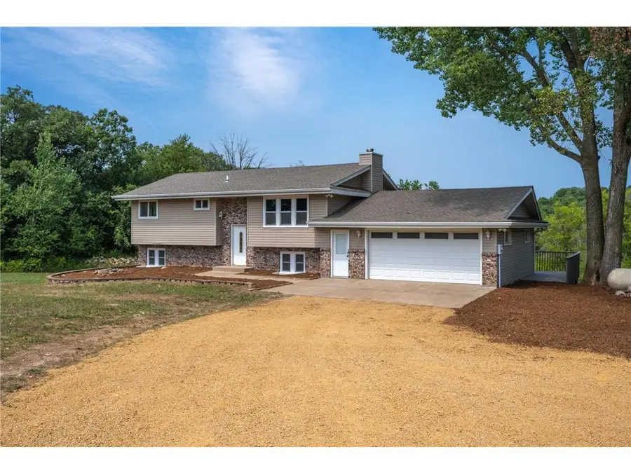 978 70th Avenue, Roberts, WI 54023 - #2