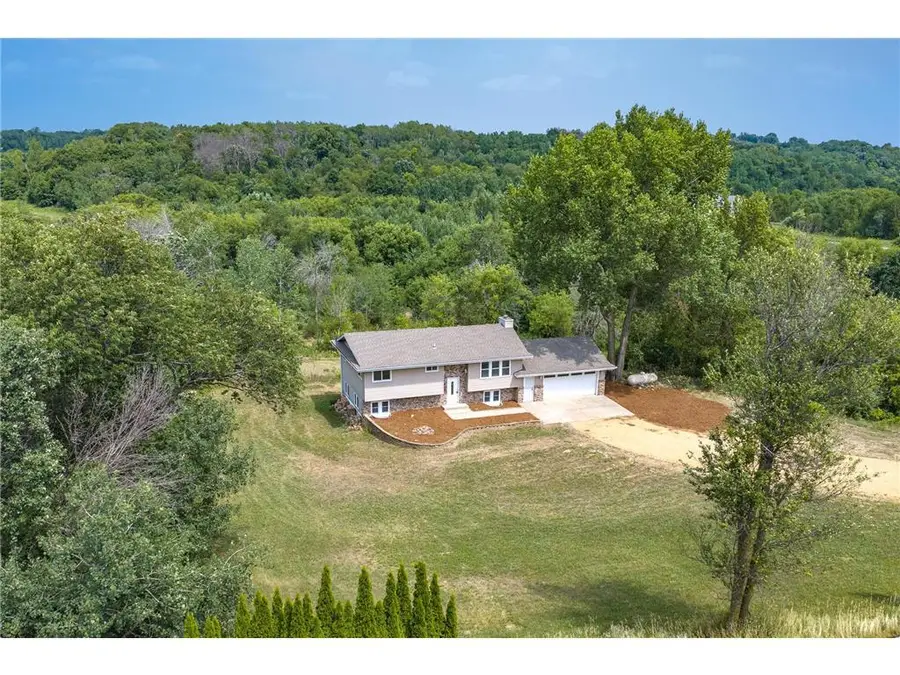 978 70th Avenue, Roberts, WI 54023 - #3