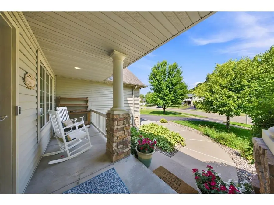 605 Knollwood Drive, Hudson, WI 54016 - #3
