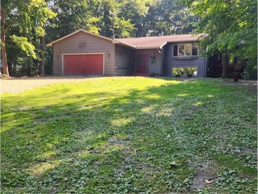 28957 Linden Avenue, Lindstrom, MN 55045 - #1