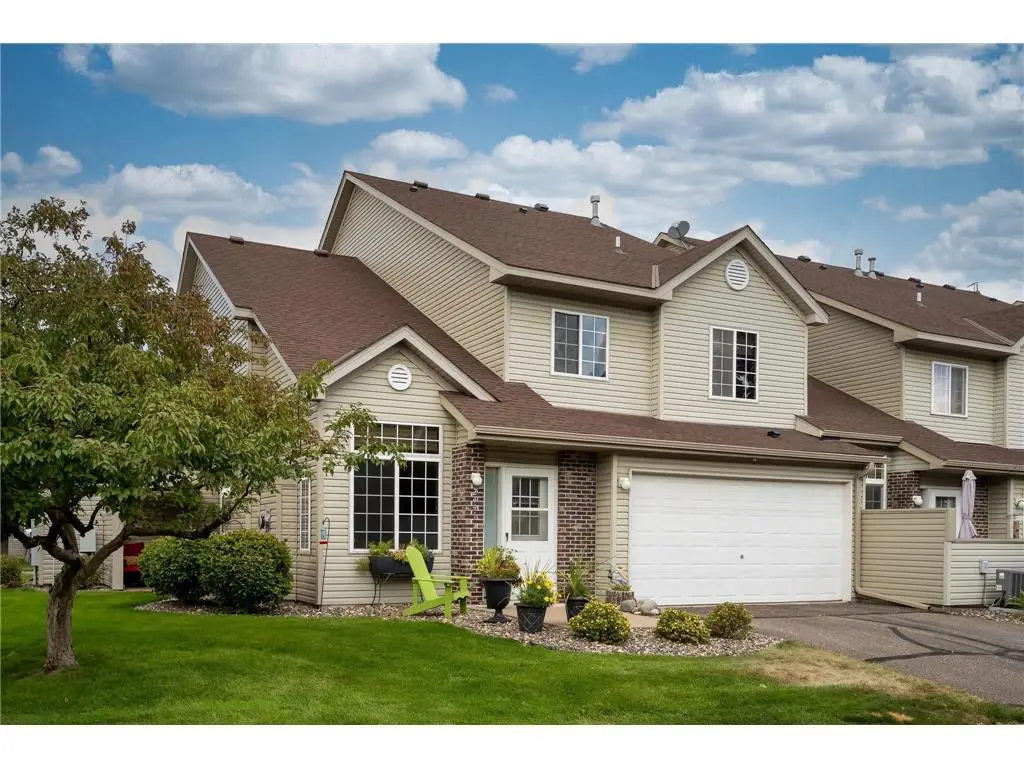 2441 Oakridge Circle, Hudson, WI 54016 - #1