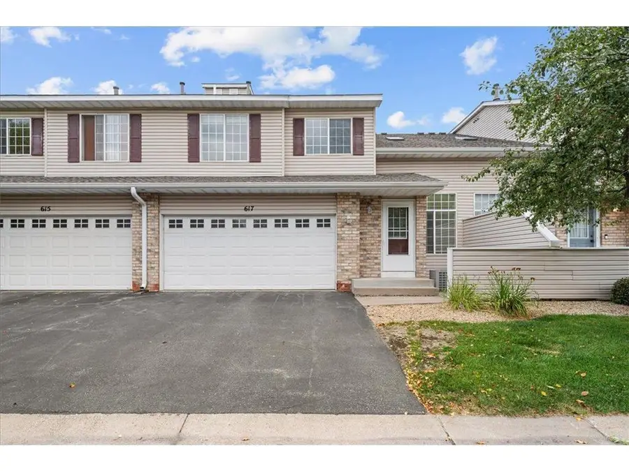 617 Grandview Way, Hudson, WI 54016 - #2