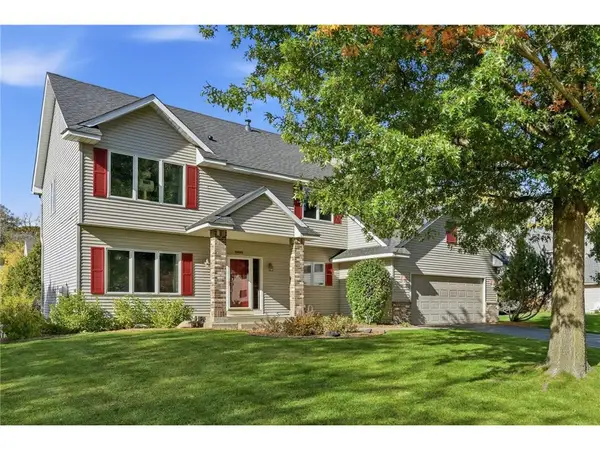 1860 Spinaker Drive, Woodbury, MN 55125