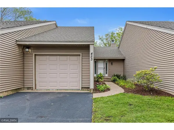 453 Hunter Hill Road, Hudson, WI 54016