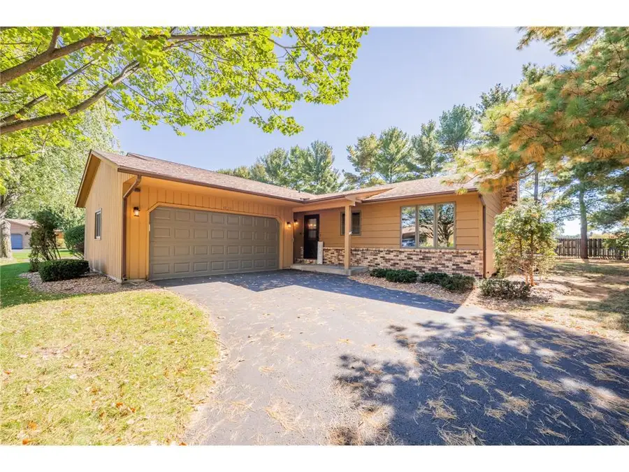3379 Southgate Court #B, Eau Claire, WI 54701 - #2
