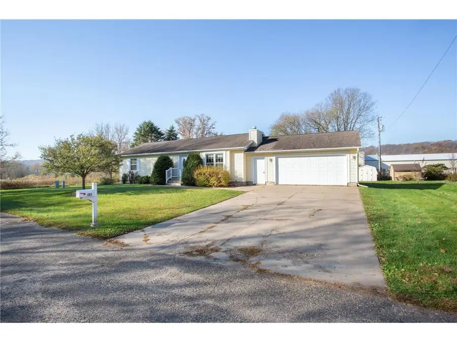 207 S Martin Street, Elmwood, WI 54740 - #3