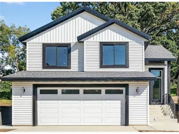1010 Essex Drive, Osceola, WI 54020