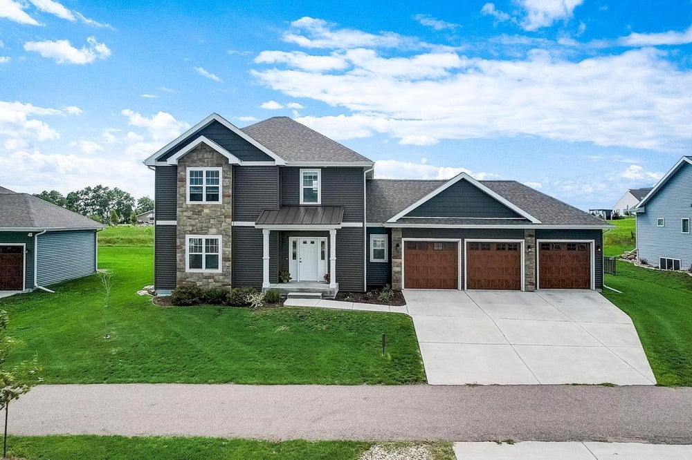 6619 Warner Farm Drive, Deforest, WI 53532 ERA
