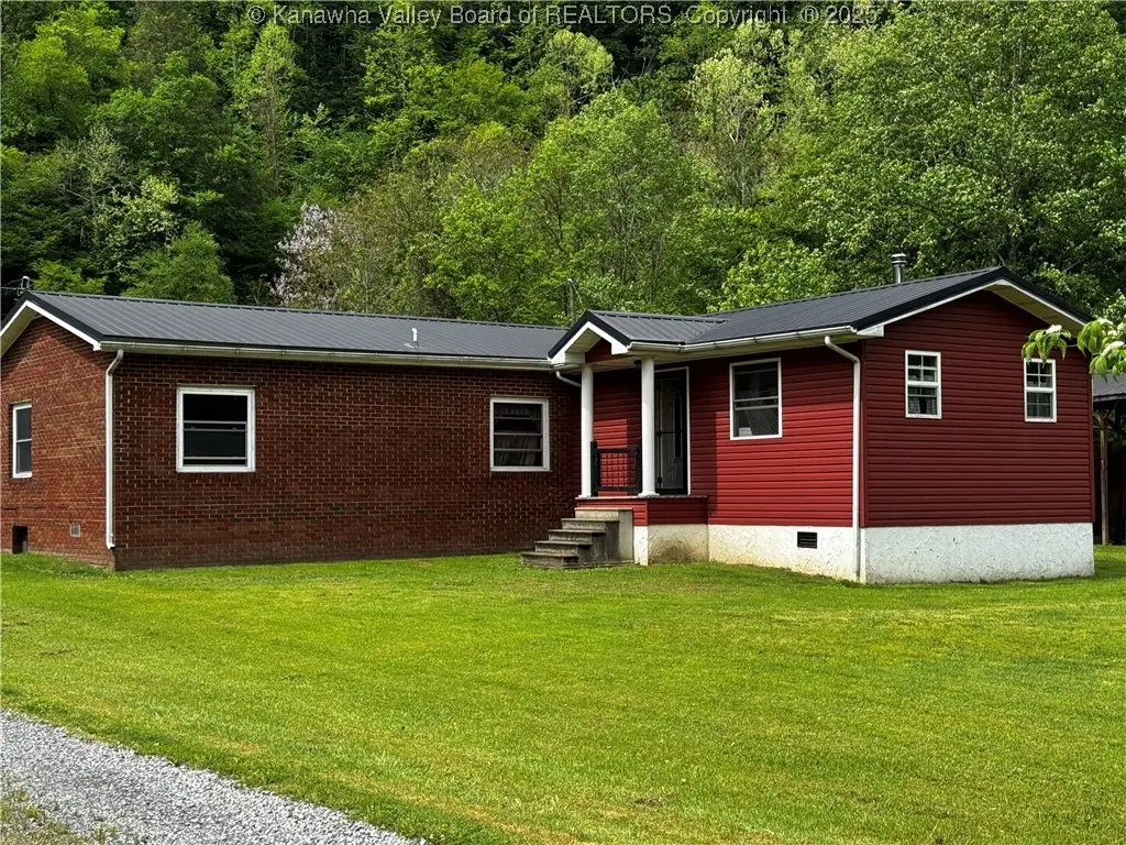 40 Sand Bottom Road, Cyclone, WV 24827 - Image #1